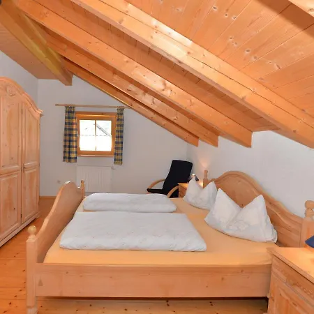 Quaint Holiday In Near Ski Area *